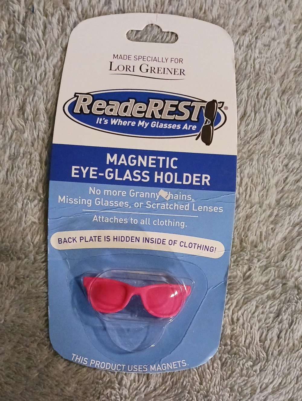 New In Package Magnetic Eye Glass Holder